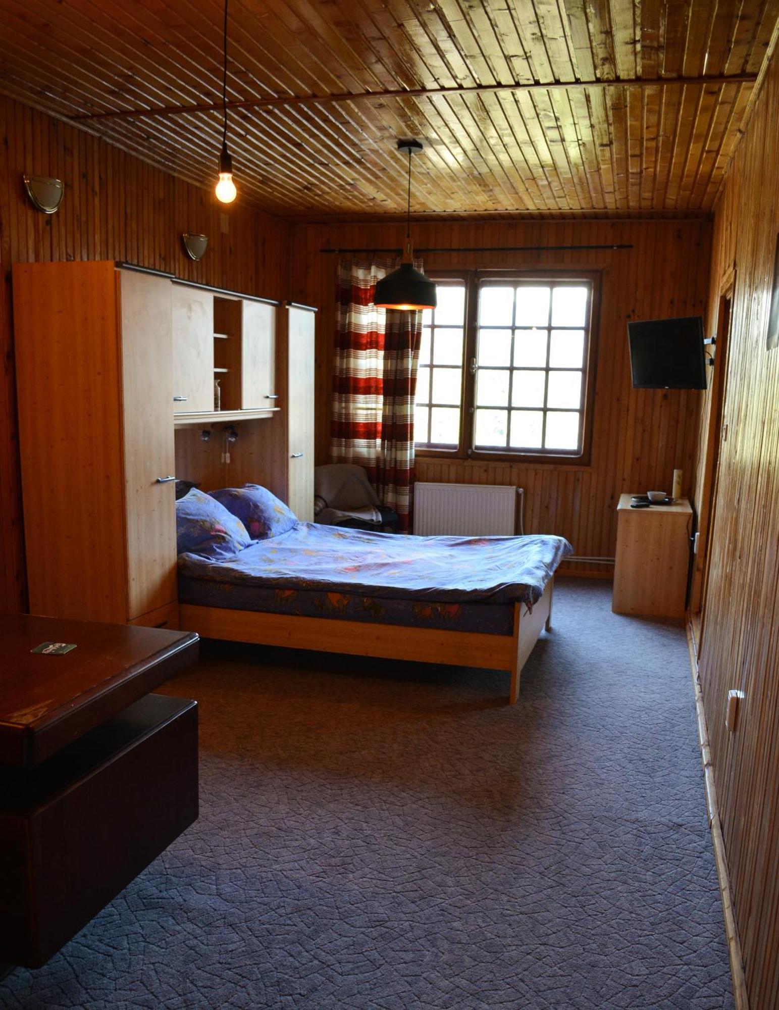 Grandpa'S Hidden Crib, 6 Bedroom, Pet Friendly 锡纳亚 外观 照片
